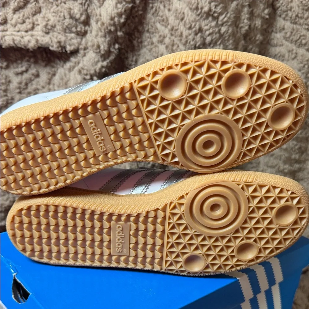 Adidas Women’s Samba OG White and Gum Sneakers - Picture 8 of 14